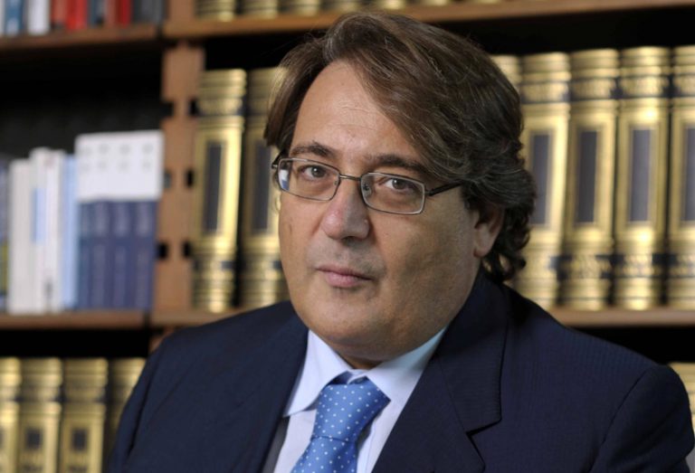 Roberto Napoletano: “Il Paese cambia, i partiti no”