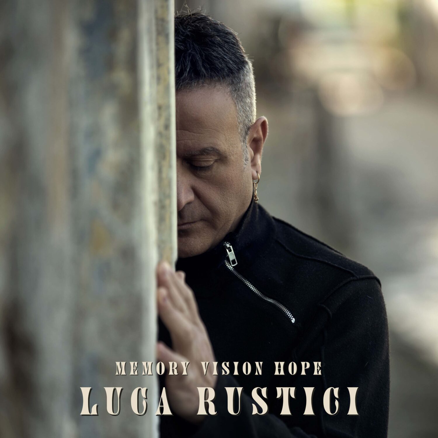 Luca Rustici, da oggi in radio il nuovo singolo “Mane ‘e rose” feat. Foja