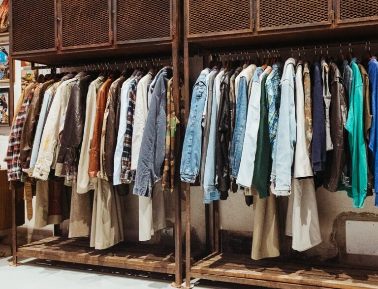 Retrograde – Torna il garage sale di East Market dedicato all’abbigliamento vintage