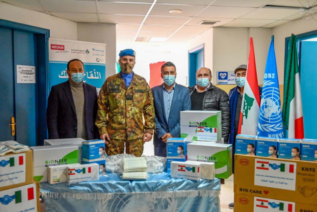 Libano, i caschi blu donano medicinali all’ospedale di Qana