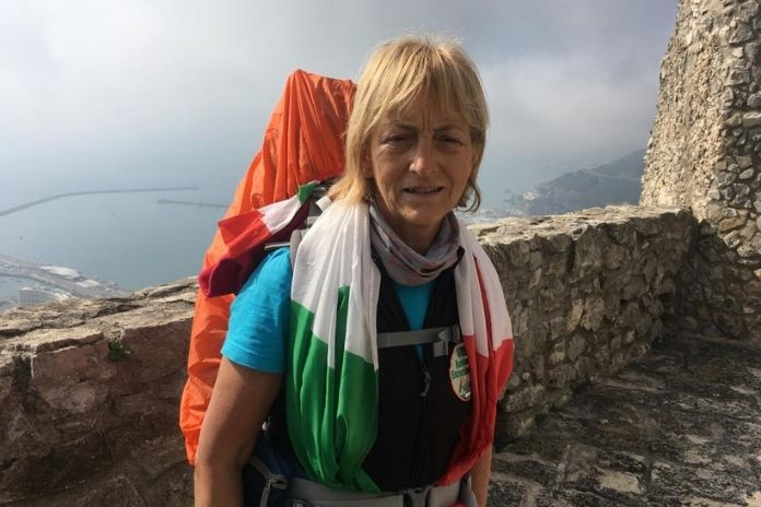 Martedì 8 Marzo a Venezia – La camminatrice della pace Vienna Cammarota che a 72 anni partirà a piedi per Pechino.