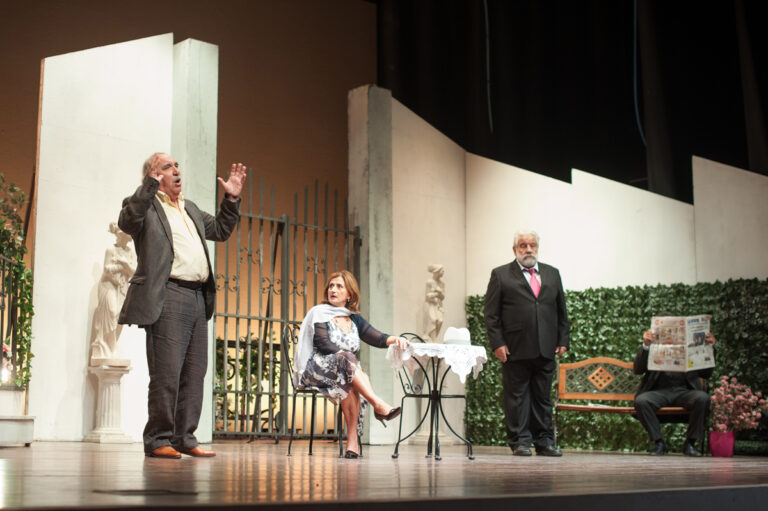 “La sorpresa” di Teatro Sassari per la regia di Mario Lubino nel quarto appuntamento della rassegna “1 €uro Festival”