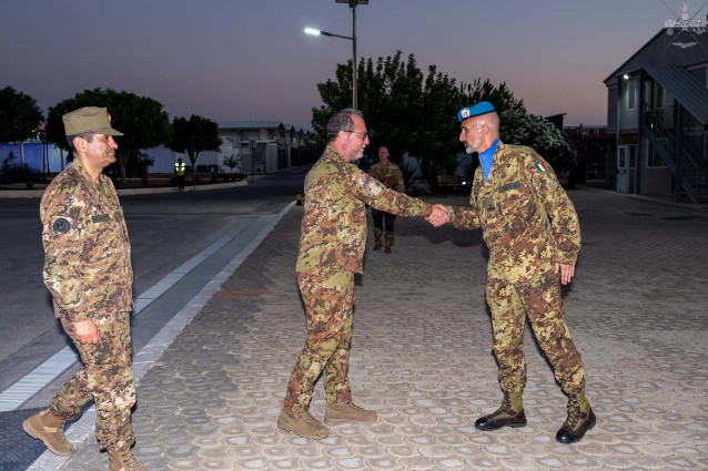 Libano: il sottosegretario visita il contingente italiano