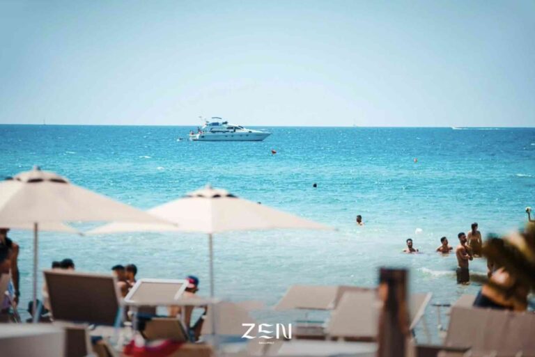 Zen Beach – Gallipoli: tramonti da sogno a Baia Verde, star dei social e… frise che restano nel cuore