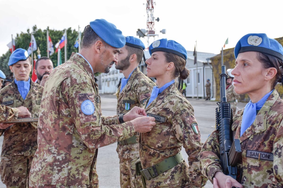 Il Comandante della misisone UNIFIL alla Medal Parade