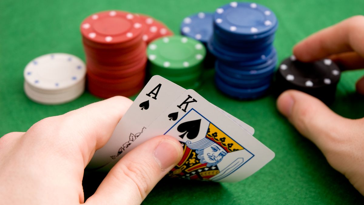 Luck vs Experience: How to Become a Successful Online Poker Player? -  Sardegna Reporter