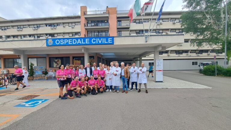 Nuovi traguardi dopo il tumore: le Pink Flamingos all’ospedale Civile di Alghero